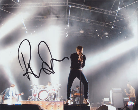 RICKY WILSON KAISER CHIEFS 8X10 PHOTO