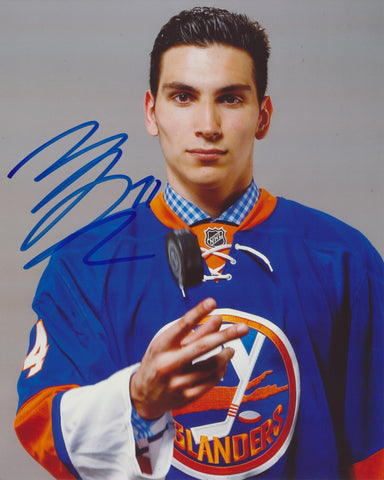 MICHAEL DAL COLLE SIGNED NEW YORK ISLANDERS 8X10 PHOTO