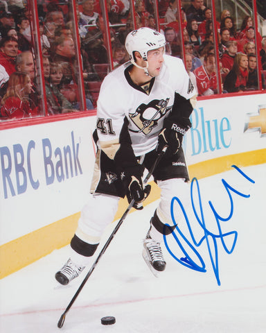 ROBERT BORTUZZO SIGNED PITTSBURGH PENGUINS 8X10 PHOTO