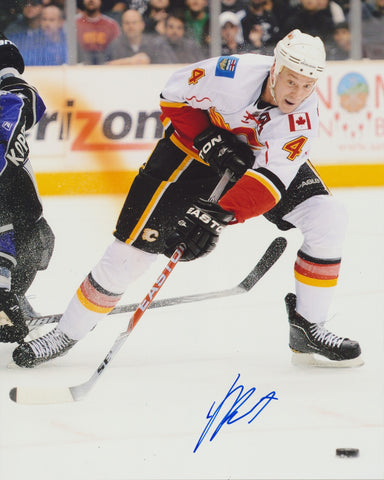 JAY BOUWMEESTER SIGNED CALGARY FLAMES 8X10 PHOTO 2