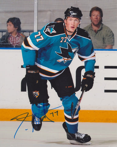 TAYLOR DOHERTY SIGNED SAN JOSE SHARKS 8X10 PHOTO