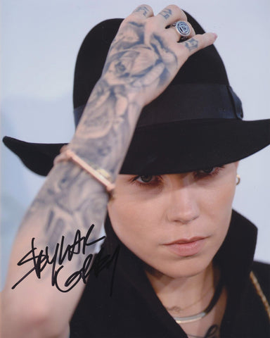 SKYLAR GREY SIGNED 8X10 PHOTO 3