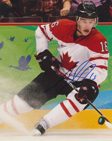 JONATHAN TOEWS SIGNED TEAM CANADA 8X10 PHOTO 2
