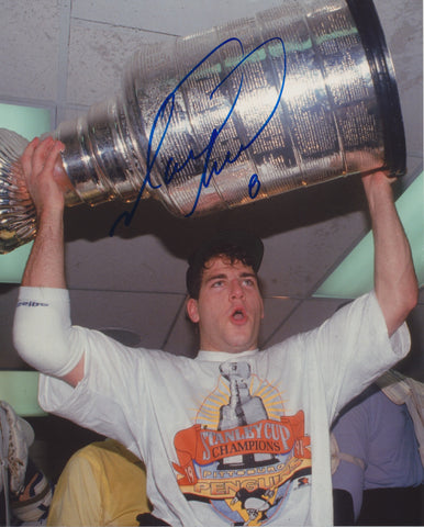 MARK RECCHI SIGNED PITTSBURGH PENGUINS 8X10 PHOTO