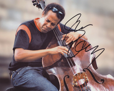 STANLEY CLARKE SIGNED 8X10 PHOTO 4
