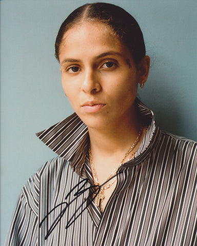070 SHAKE SIGNED 8X10 PHOTO DANIELLE BALBUENA 4
