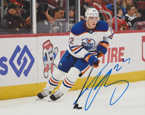 TYSON BARRIE SIGNED EDMONTON OILERS 8X10 PHOTO 2