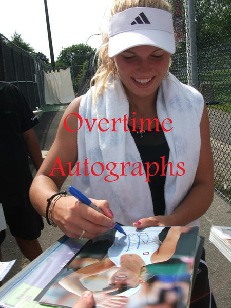 タイムセールCAROLINE WOZNIACKI 直筆サイン　10枚限定 caroline-wozniacki-signed-