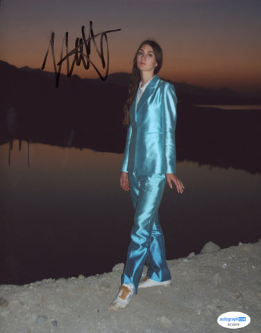 WEYES BLOOD SIGNED 8X10 PHOTO 7 ACOA