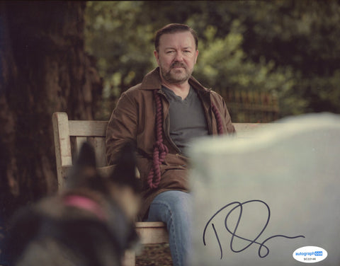 RICKY GERVAIS SIGNED AFTER LIFE 8X10 PHOTO 4 ACOA