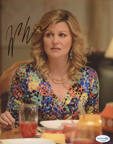 JENNIFER ROBERTSON SIGNED SCHITT'S CREEK 8X10 PHOTO ACOA