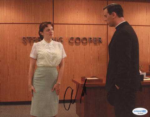 ELISABETH MOSS SIGNED MAD MEN 8X10 PHOTO 3 ACOA