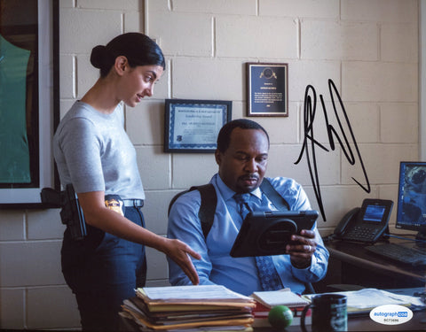 ROY WOODS JR. SIGNED CONFESS, FLETCH 8X10 PHOTO ACOA