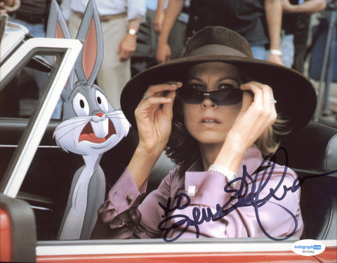 JENNA ELFMAN SIGNED LOONEY TUNES: BACK IN ACTION 8X10 PHOTO ACOA