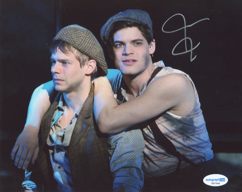 JEREMY JORDAN SIGNED NEWSIES 8X10 PHOTO ACOA