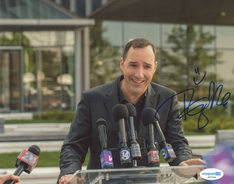 TONY HALE SIGNED CLIFFORD THE BIG RED DOG 8X10 PHOTO ACOA