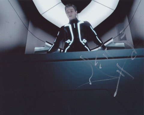GARRETT HEDLUND SIGNED TRON: LEGACY 8X10 PHOTO 5