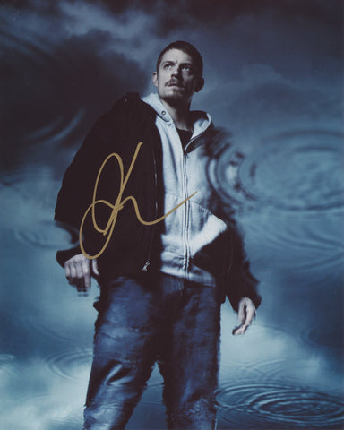 JOEL KINNAMAN SIGNED THE KILLING 8X10 PHOTO 2