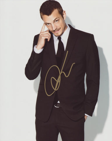 JOEL KINNAMAN SIGNED 8X10 PHOTO 2