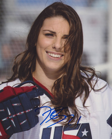 HILARY KNIGHT SIGNED TEAM USA 8X10 PHOTO