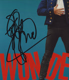 EDDIE IZZARD SIGNED WUNDERBAR 11X14 PHOTO JSA