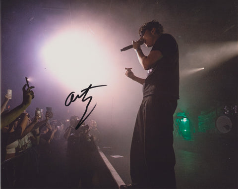 ARTEMAS SIGNED 8X10 PHOTO 2
