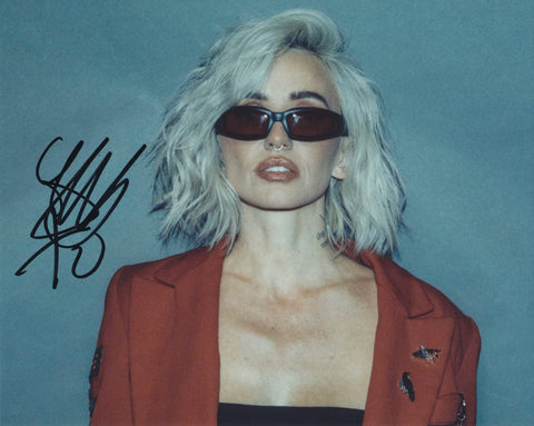 LIGHTS VALERIE POXLEITNER SIGNED 8X10 PHOTO 19