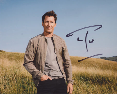 JAMES BLUNT SIGNED 8X10 PHOTO