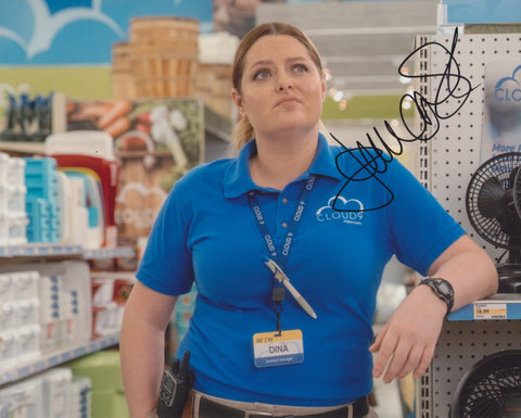 LAUREN ASH SIGNED SUPERSTORE 8X10 PHOTO