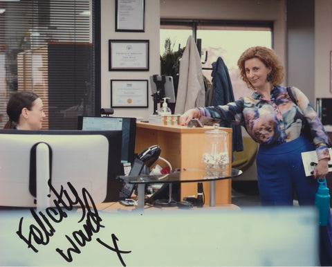 FELICITY WARD SIGNED THE OFFICE AUSTRALIA 8X10 PHOTO 5