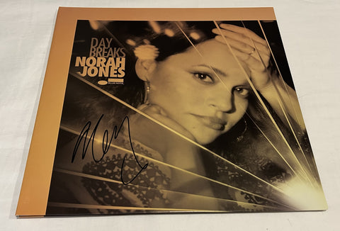 NORAH JONES SIGNED DAY BREAKS VINYL RECORD JSA