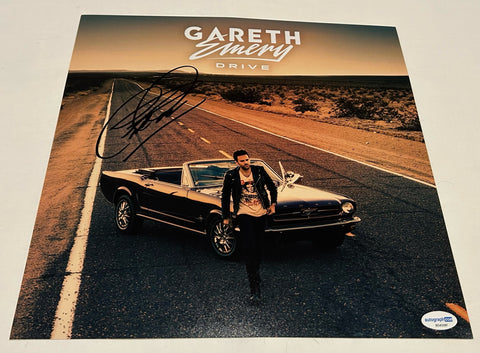 GARETH EMERY SIGNED DRIVE 12X12 PHOTO ACOA