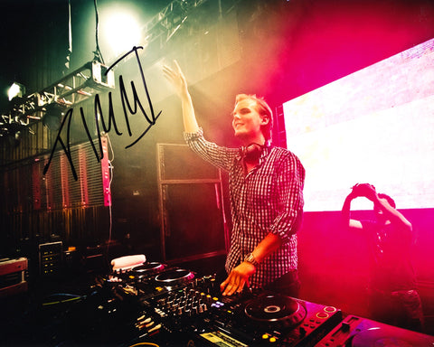 AVICII SIGNED 8X10 PHOTO TIM BERGLING 13