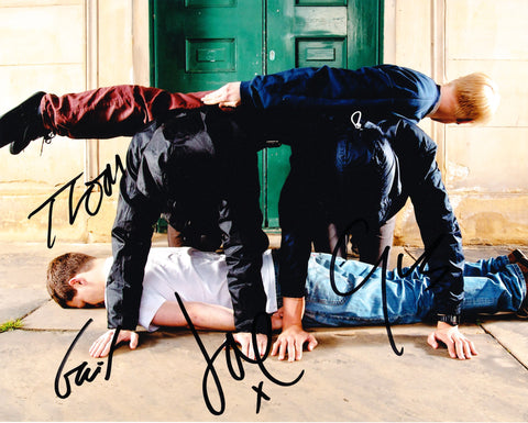 ALT-J SIGNED 8X10 PHOTO 3