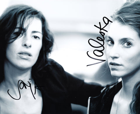 BOY DUO SIGNED 8X10 PHOTO VALESKA STEINER & SONJA GLASS