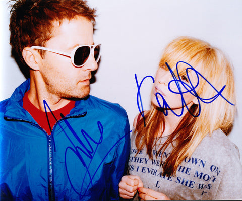 THE TING TINGS SIGNED 8X10 PHOTO 2