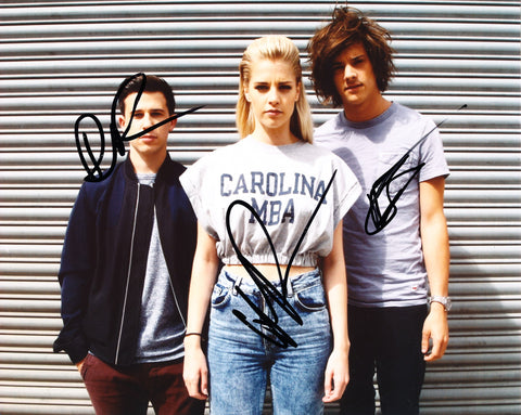 LONDON GRAMMAR SIGNED 8X10 PHOTO 6