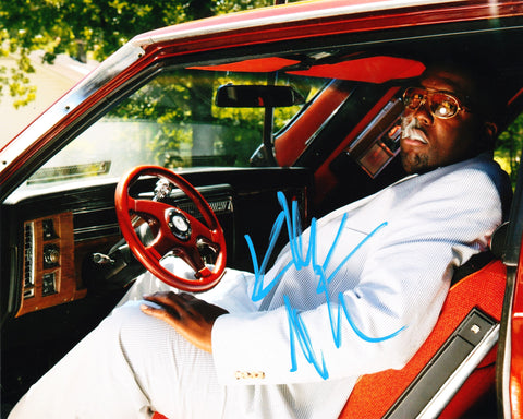 KILLER MIKE SIGNED 8X10 PHOTO