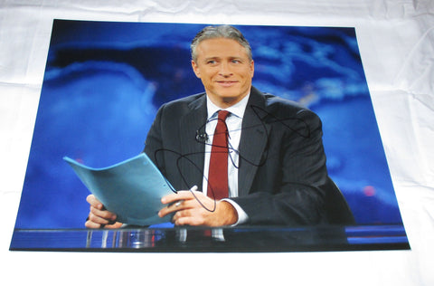 JON STEWART SIGNED THE DAILY SHOW 11X14 PHOTO