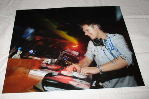 ARMIN VAN BUUREN SIGNED 11X14 PHOTO