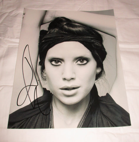 LYKKE LI SIGNED 11X14 PHOTO 3