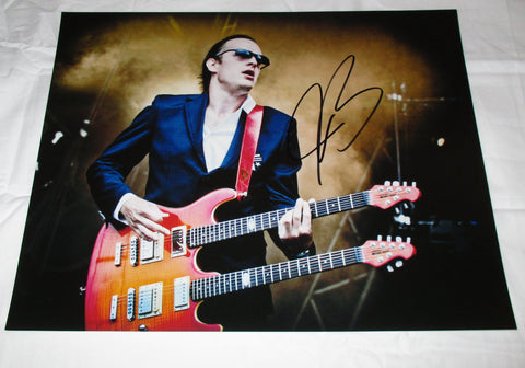 JOE BONAMASSA SIGNED 11X14 PHOTO 2