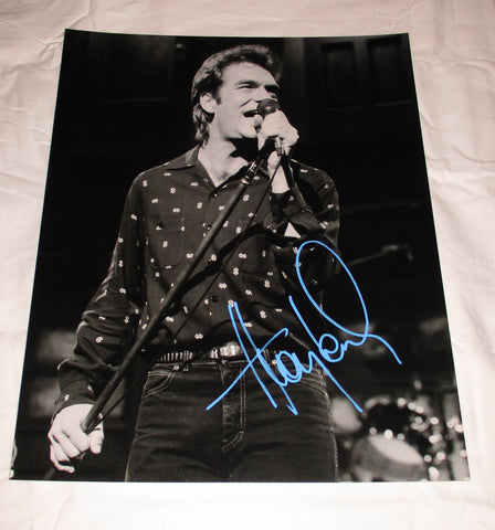 HUEY LEWIS SIGNED 11X14 PHOTO