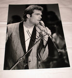 HUEY LEWIS SIGNED 11X14 PHOTO 3