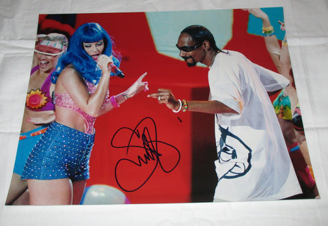 SNOOP DOGG SIGNED 11X14 PHOTO 5