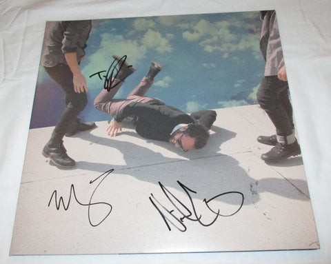 LOCAL NATIVES SIGNED HUMMINGBIRD VINYL RECORD