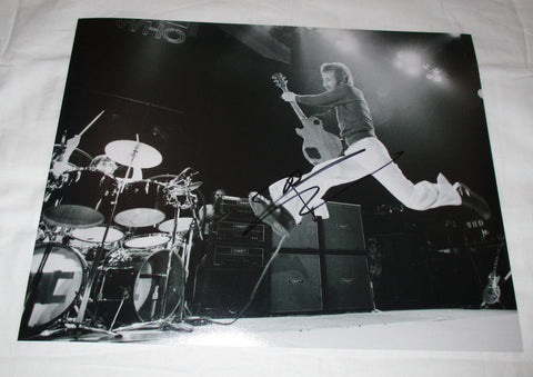 PETE TOWNSHEND SIGNED THE WHO 11X14 PHOTO 3