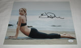 KATE HUDSON SIGNED 11X14 PHOTO JSA