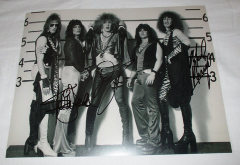 TWISTED SISTER SIGNED 11X14 PHOTO