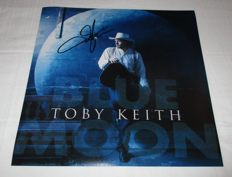 TOBY KEITH SIGNED BLUE MOON 12X12 PHOTO